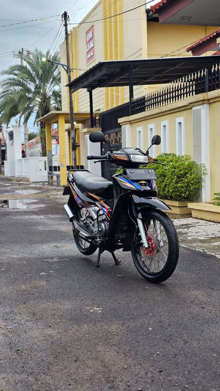 SATRIA LUMBA 