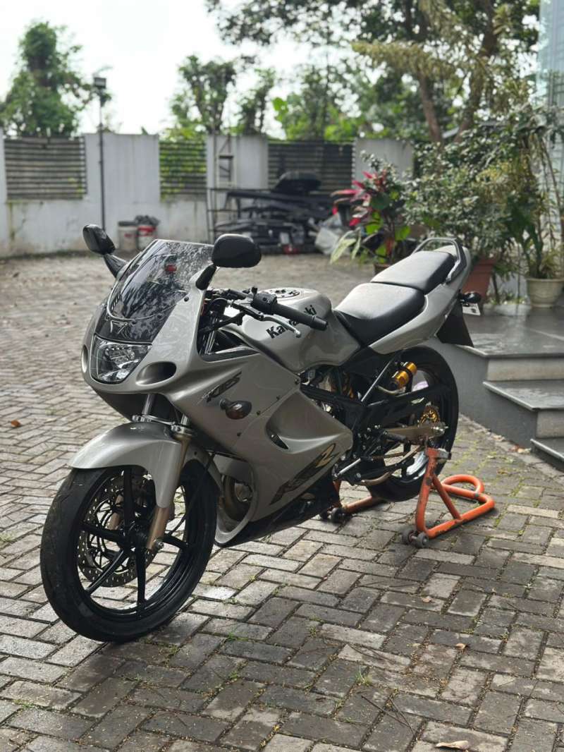 NINJA RR ZX CBU