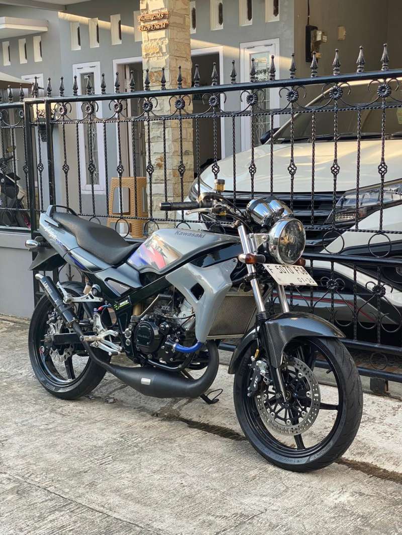 NINJA R