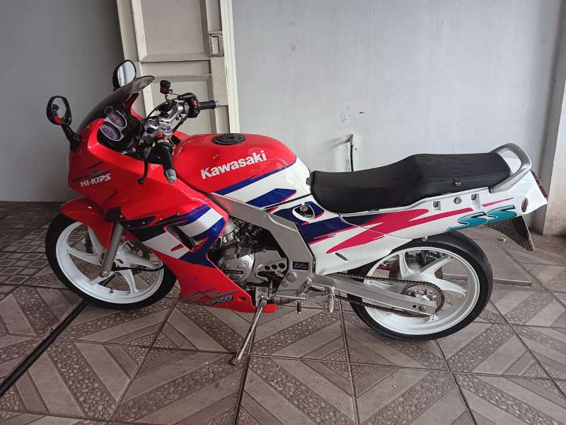 Kawasaki Serpico SS